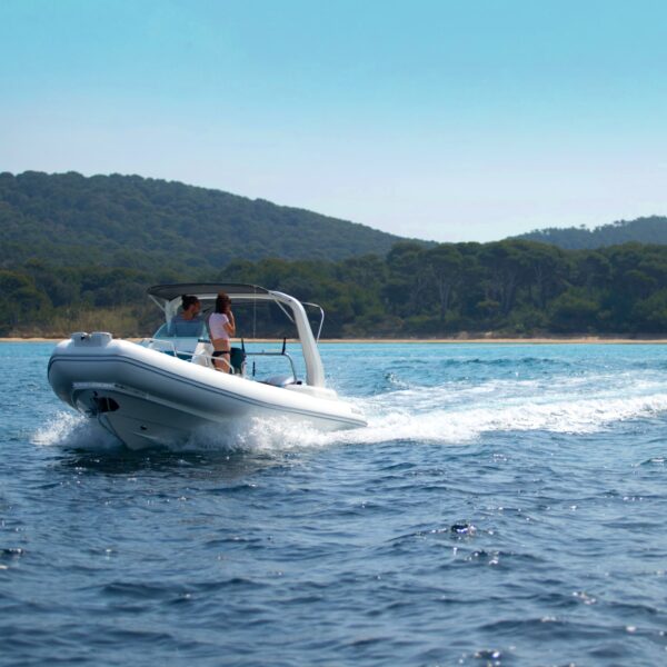 Zodiac Medline 7.5 Hypalon - Image 6